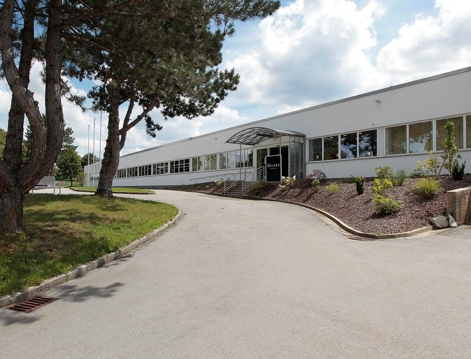 Niedermaier Invest – Gewerbeobjekt in Niederbayern