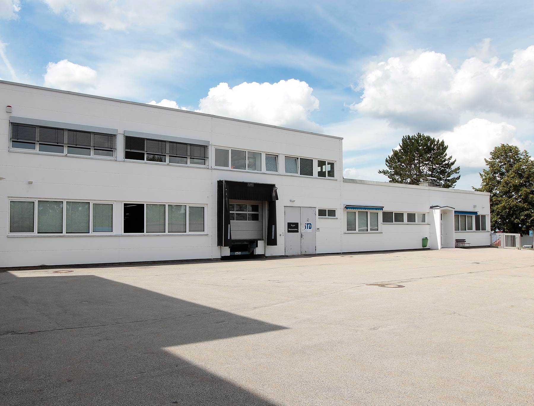 Niedermaier Invest – Gewerbeobjekt in Niederbayern